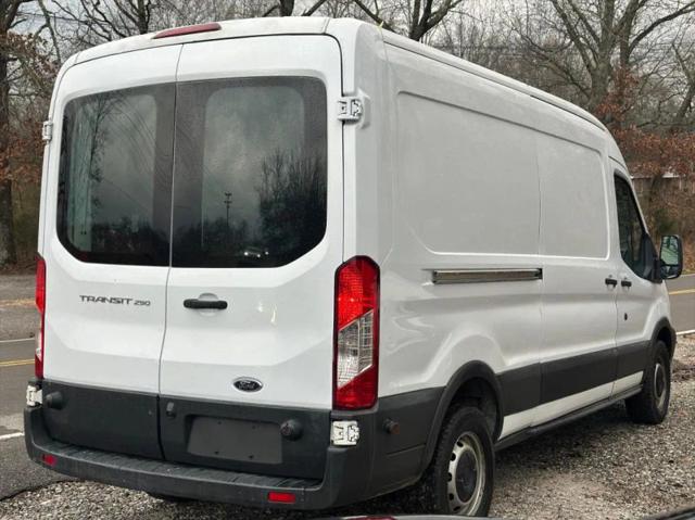 2017 Ford Transit Medium Roof w/Sliding Side Door w/LWB