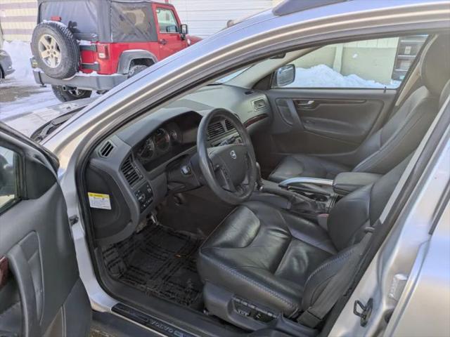 2004 Volvo XC70 2.5T