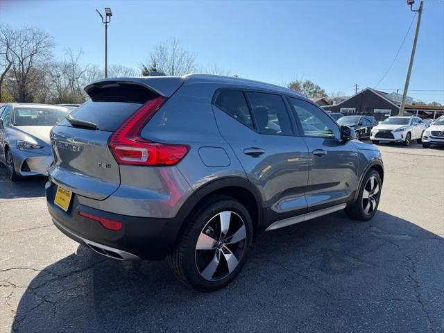 2019 Volvo XC40 T5 Momentum