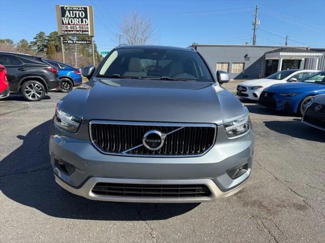 2019 Volvo XC40 T5 Momentum