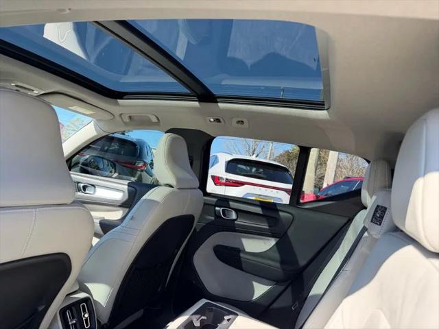 2019 Volvo XC40 T5 Momentum