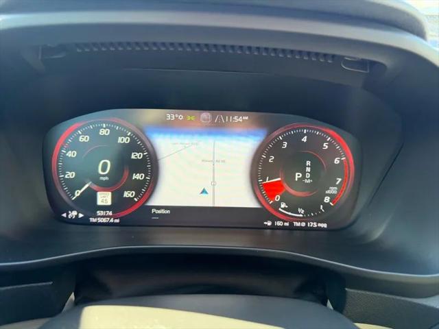 2019 Volvo XC40 T5 Momentum