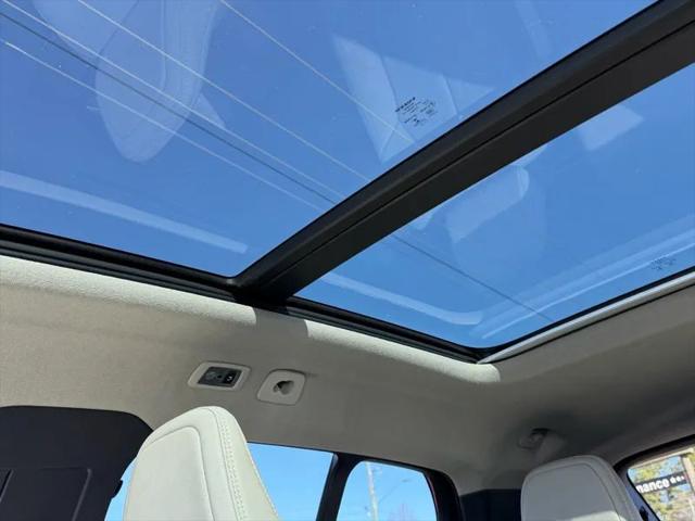 2019 Volvo XC40 T5 Momentum