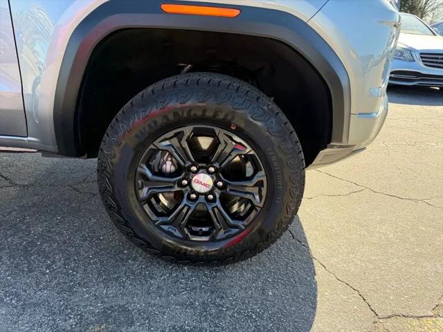 2023 GMC Canyon 2WD Crew Cab Short Box Elevation