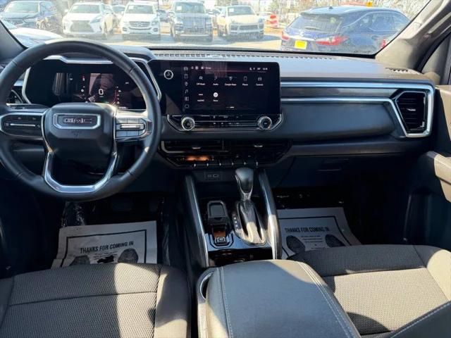 2023 GMC Canyon 2WD Crew Cab Short Box Elevation