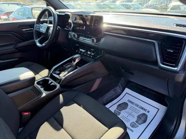 2023 GMC Canyon 2WD Crew Cab Short Box Elevation
