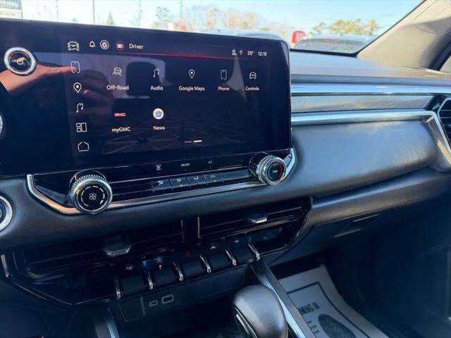 2023 GMC Canyon 2WD Crew Cab Short Box Elevation
