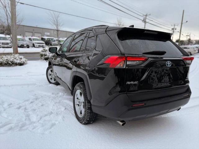2019 Toyota RAV4 Hybrid LE