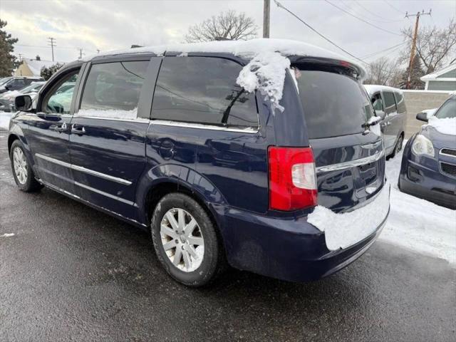 2014 Chrysler Town & Country Touring