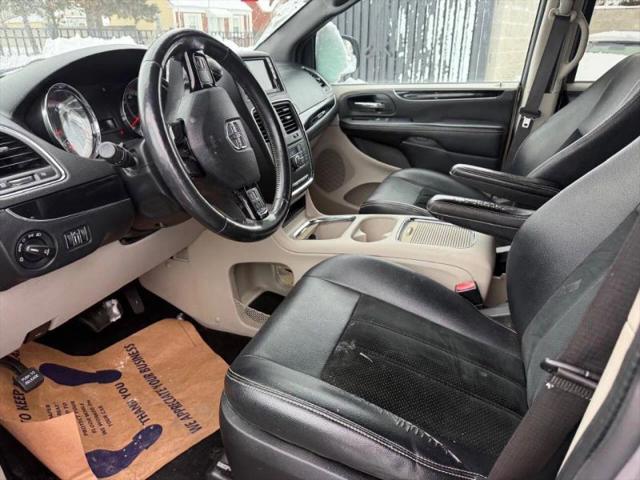 2015 Dodge Grand Caravan SXT Plus