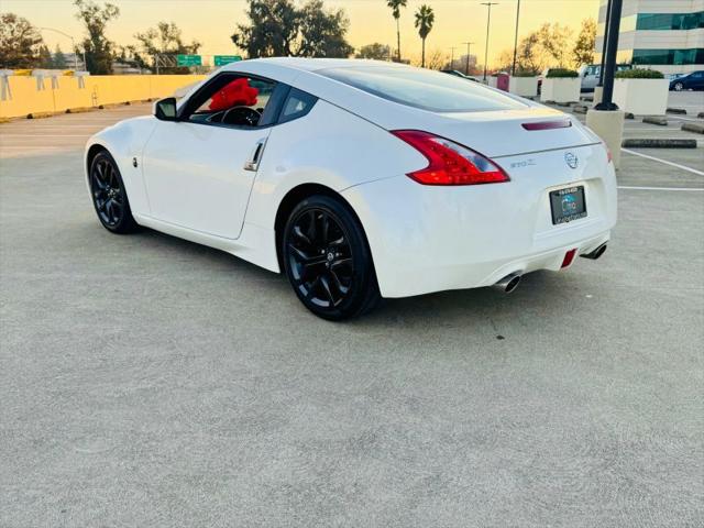 2017 Nissan 370Z Base