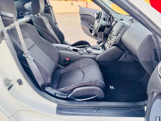 2017 Nissan 370Z Base