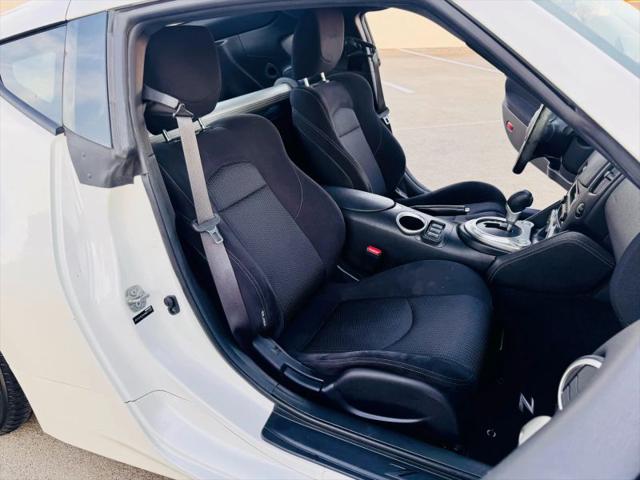 2017 Nissan 370Z Base