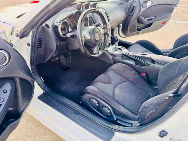 2017 Nissan 370Z Base