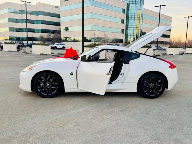2017 Nissan 370Z Base