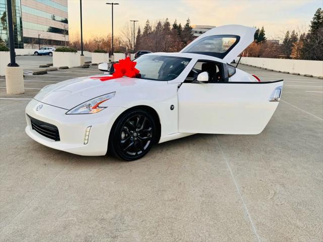 2017 Nissan 370Z Base