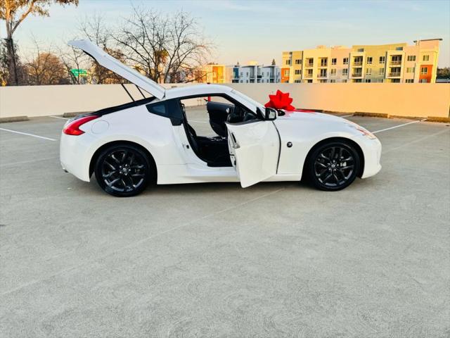 2017 Nissan 370Z Base