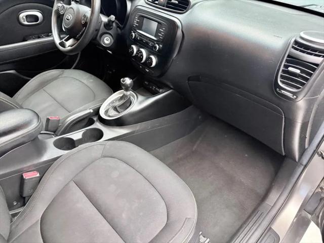 2016 Kia Soul +