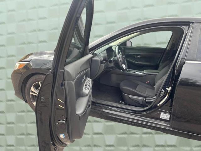2021 Nissan Sentra SV Xtronic CVT