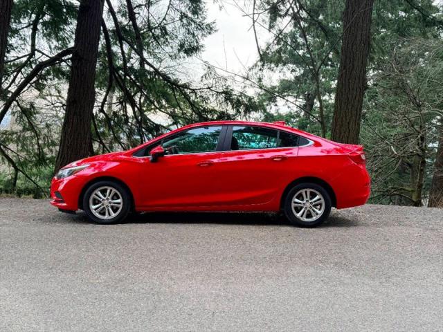 2017 Chevrolet Cruze LT Auto