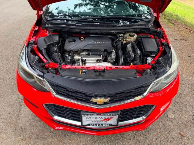 2017 Chevrolet Cruze LT Auto