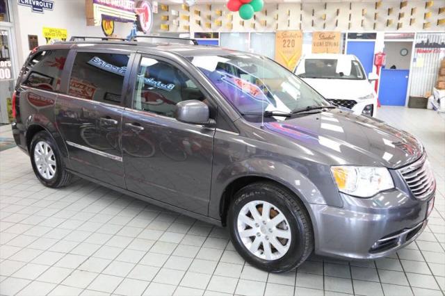 2015 Chrysler Town & Country Touring