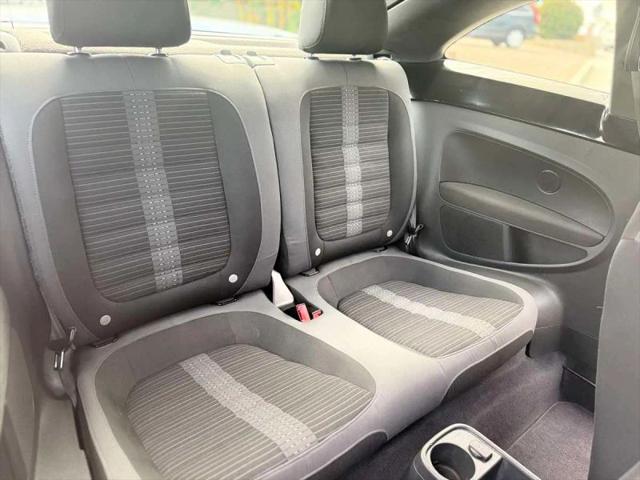 2012 Volkswagen Beetle 2.0T