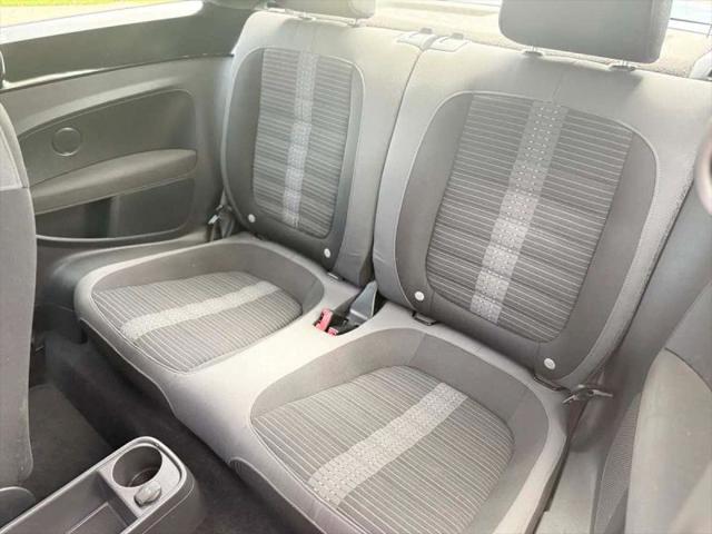 2012 Volkswagen Beetle 2.0T