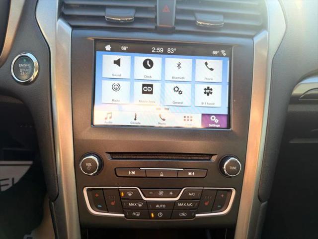 2017 Ford Fusion SE