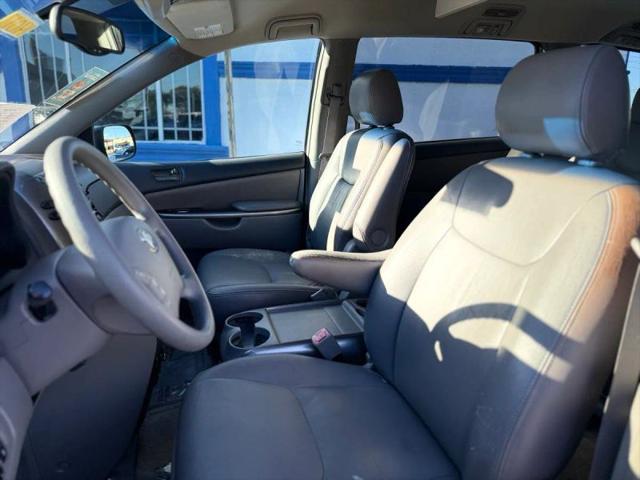 2006 Toyota Sienna LE