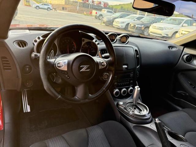2015 Nissan 370Z Sport