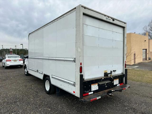 2020 GMC Savana Cutaway Work Van