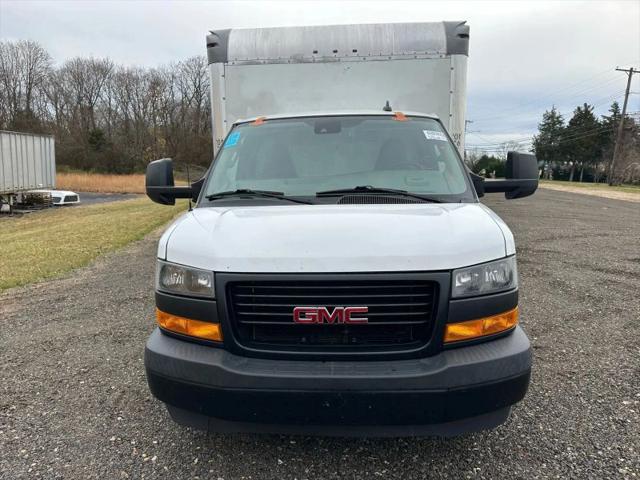 2020 GMC Savana Cutaway Work Van