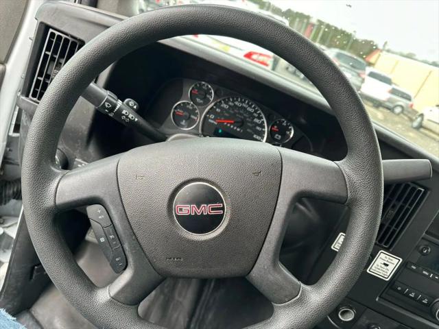 2020 GMC Savana Cutaway Work Van