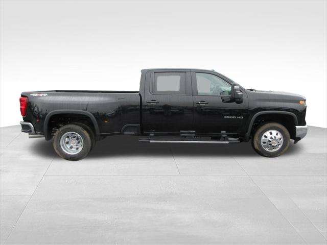 2026 Chevrolet Silverado 3500HD Crew Cab, Long Bed, LT Dual Rear Wheel, RWD