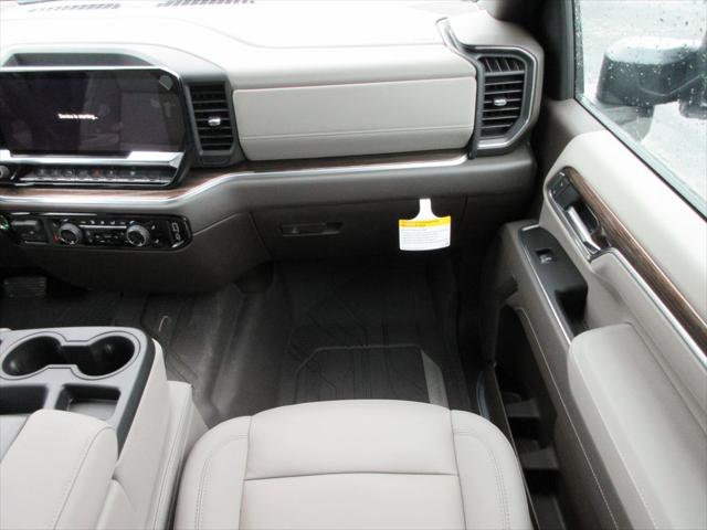 2026 Chevrolet Silverado 3500HD Crew Cab, Long Bed, LT Dual Rear Wheel, RWD