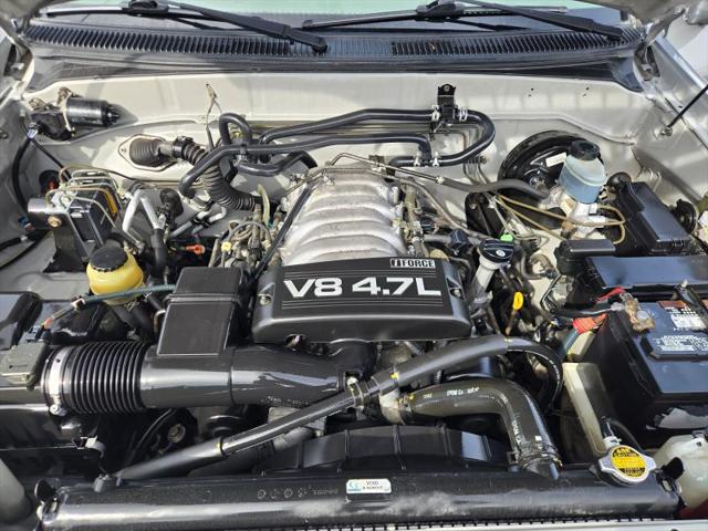 2003 Toyota Sequoia SR5 V8