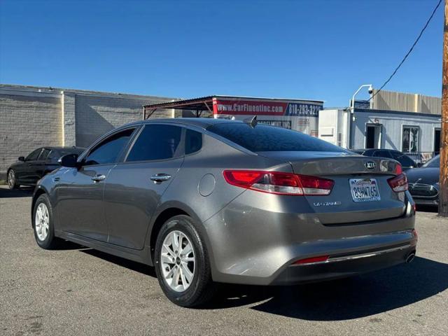 2017 Kia Optima LX