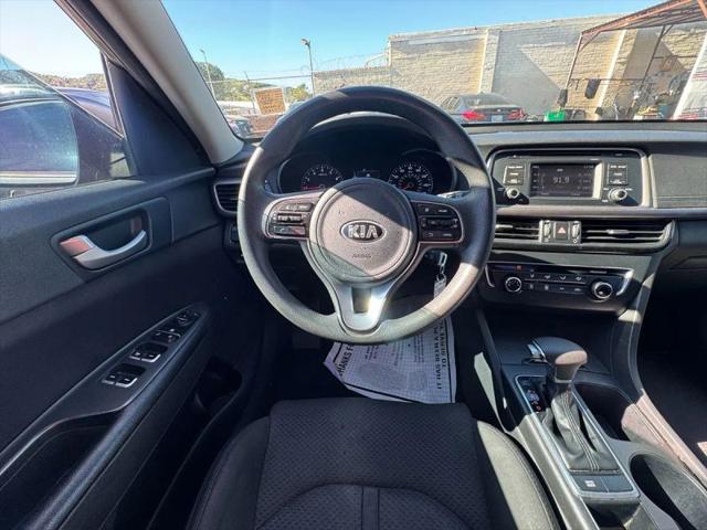 2017 Kia Optima LX
