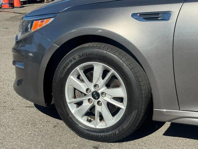 2017 Kia Optima LX