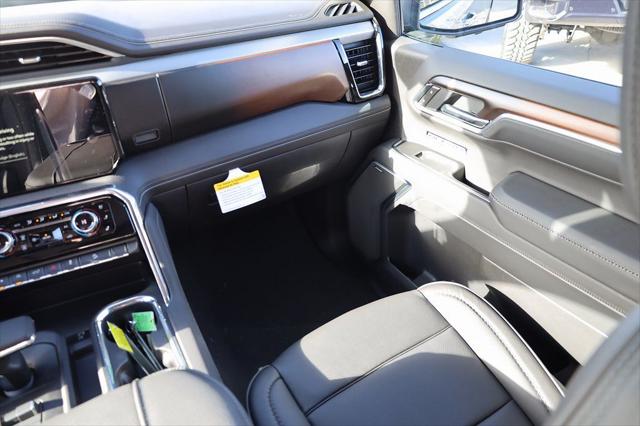 2026 GMC Sierra 1500 Crew Cab, Standard Bed, Denali, 4WD
