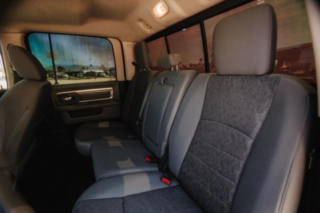 2018 Ram 1500 Big Horn Crew Cab 4x4 5'7" Box
