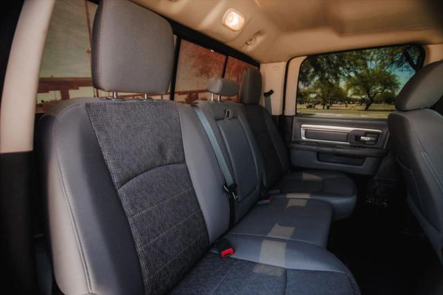 2018 Ram 1500 Big Horn Crew Cab 4x4 5'7" Box