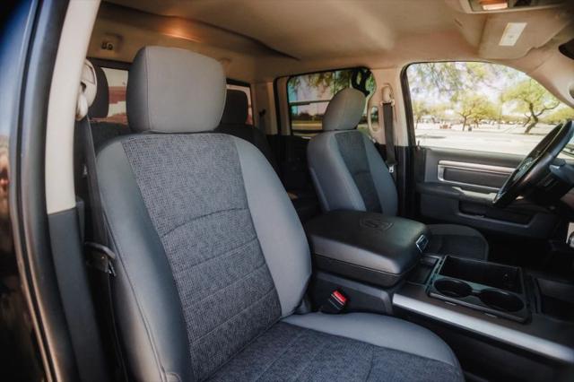2018 Ram 1500 Big Horn Crew Cab 4x4 5'7" Box