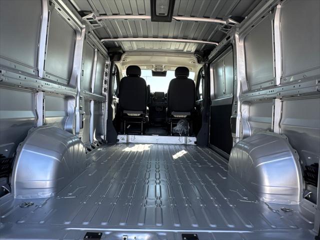 2026 Ram ProMaster Cargo Van SLT Low Roof 136" WB