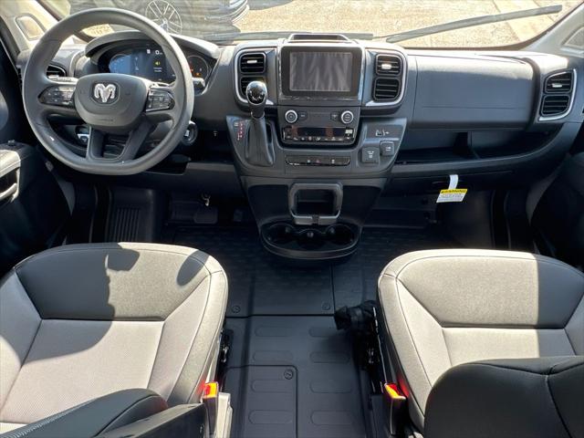2026 Ram ProMaster Cargo Van SLT Low Roof 136" WB