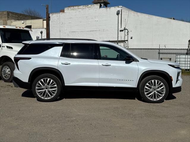2026 Chevrolet Traverse FWD LT