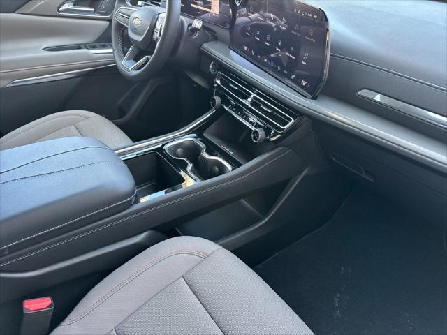 2026 Chevrolet Traverse FWD LT