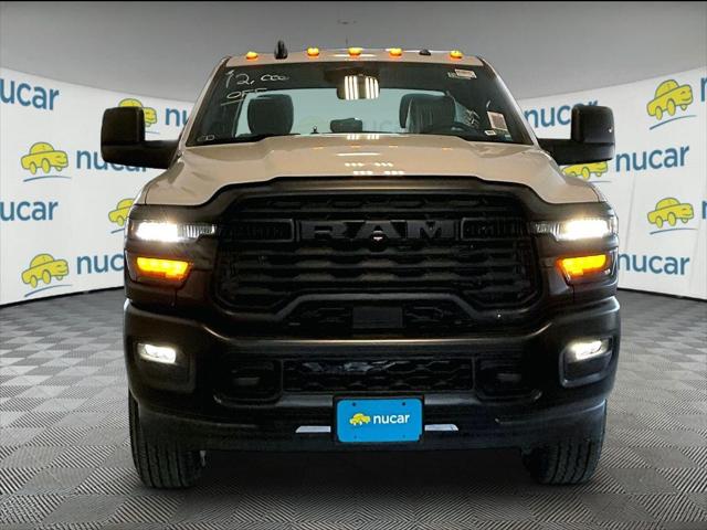 2026 Ram 3500 Tradesman/Big Horn