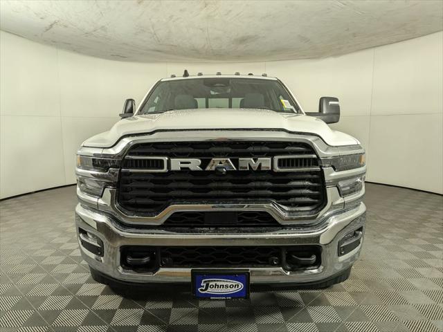 2026 Ram 3500 Tradesman Crew Cab 4x4 8 Box